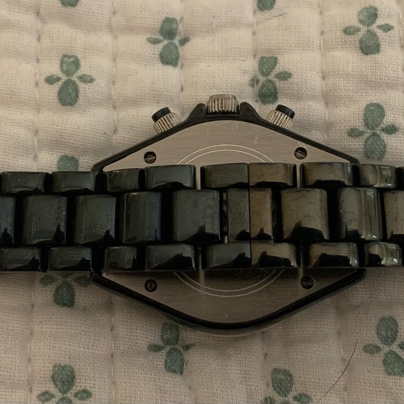 Chanel Watch - Picture 5 of 7